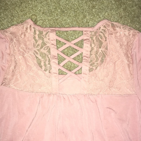 Light pink shirt - Picture 3 of 3